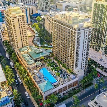 Embassy Suites By Hilton Waikiki Beach Walk Хонолулу Екстериор снимка