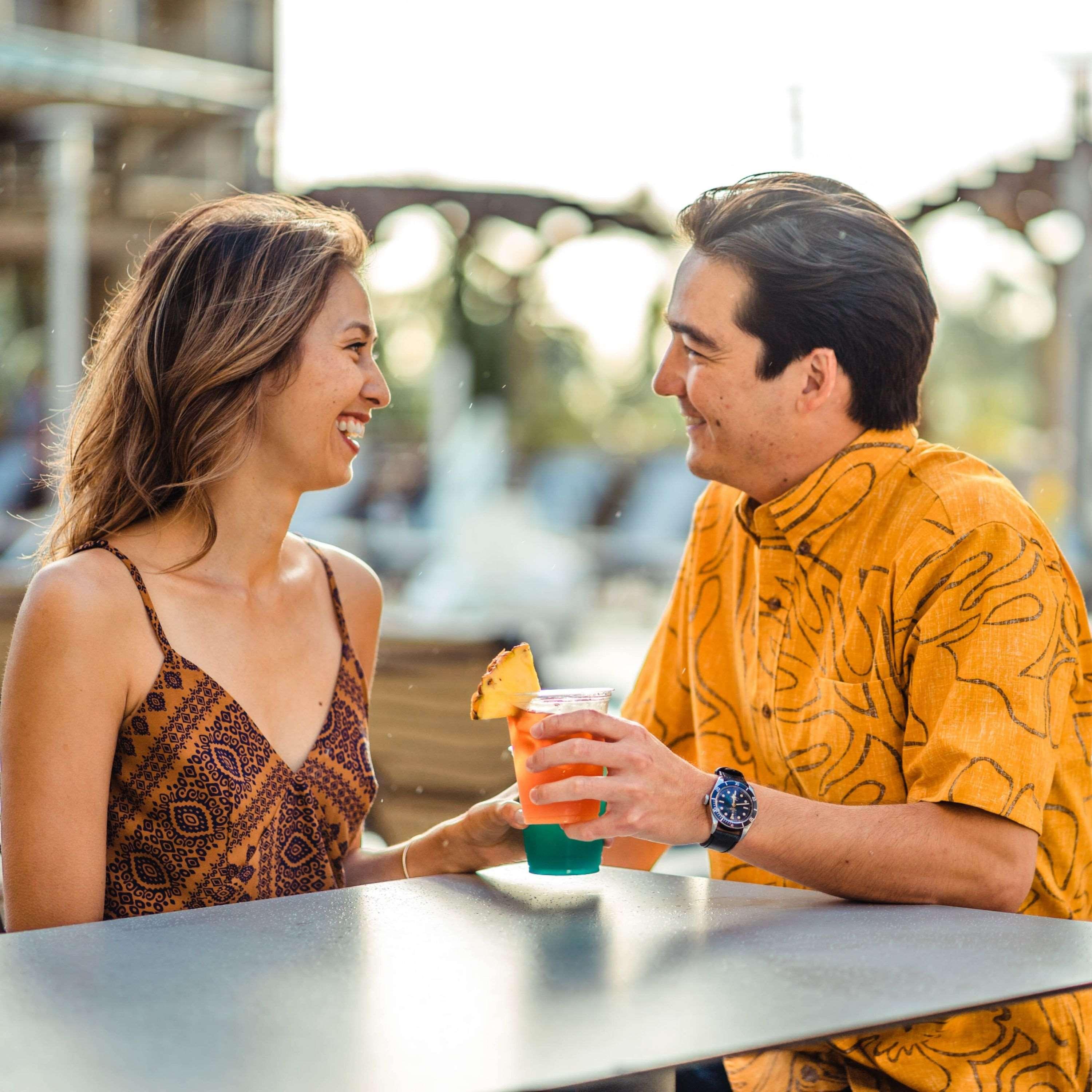 Embassy Suites By Hilton Waikiki Beach Walk Хонолулу Екстериор снимка