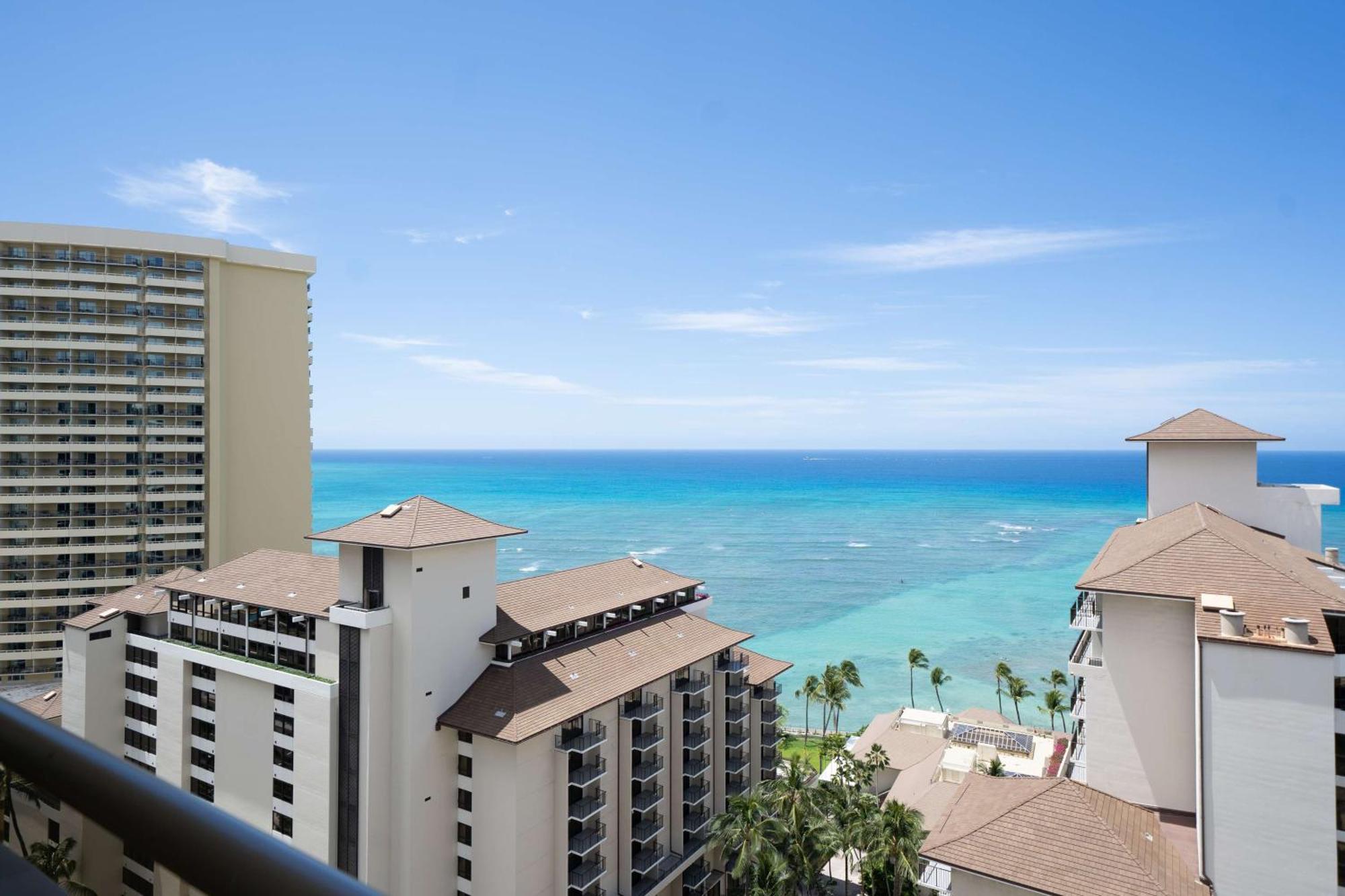 Embassy Suites By Hilton Waikiki Beach Walk Хонолулу Екстериор снимка